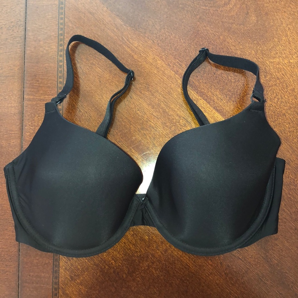 Demi Bra